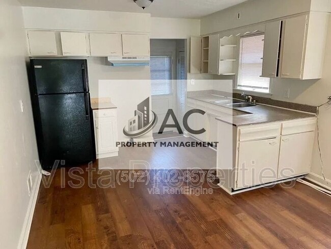 Photo - 3655 Kahlert Ave