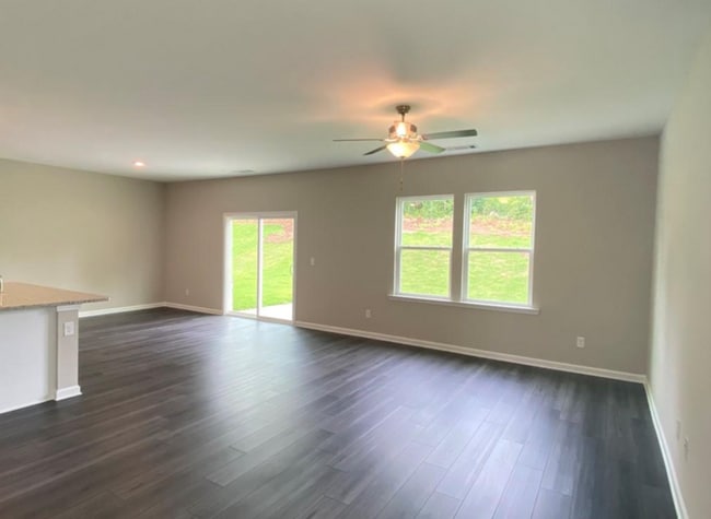 Photo - 4627 Waxwing St