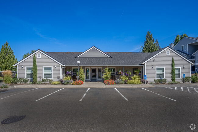 Hampshire Downs Apartments - Hillsboro, OR | ForRent.com