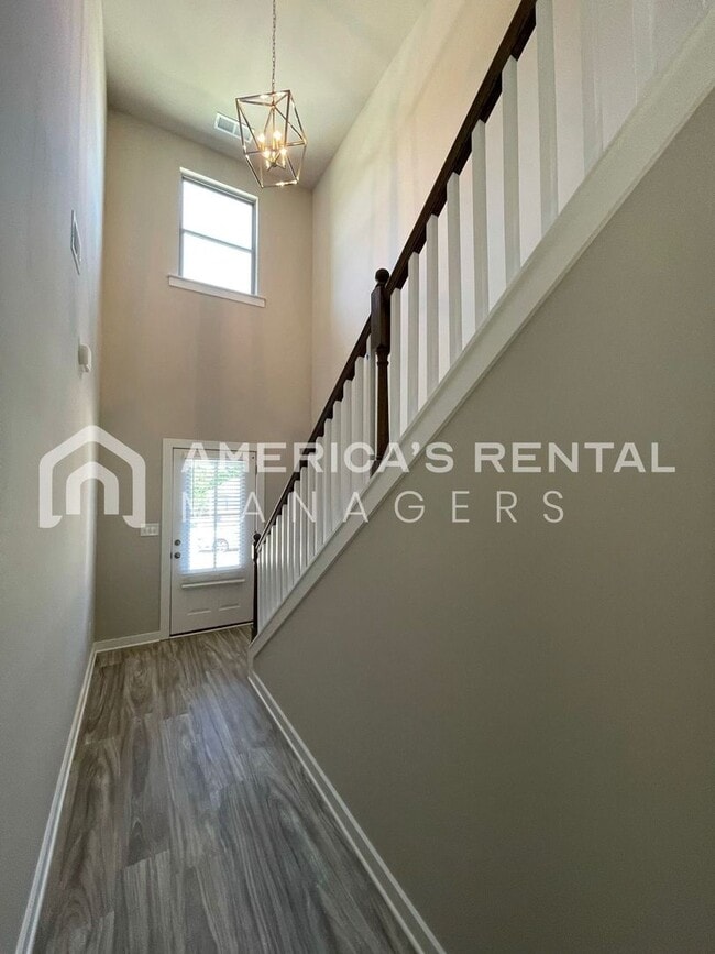 Photo - 7967 St.James Dr