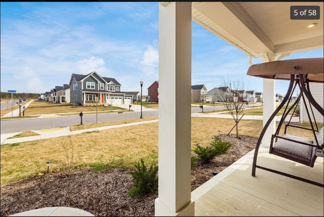 Photo - 951 Blackmore Dr