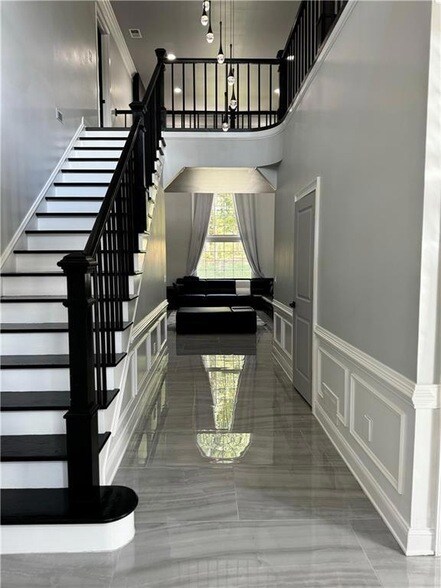 Photo - 4299 Oakvale Ln