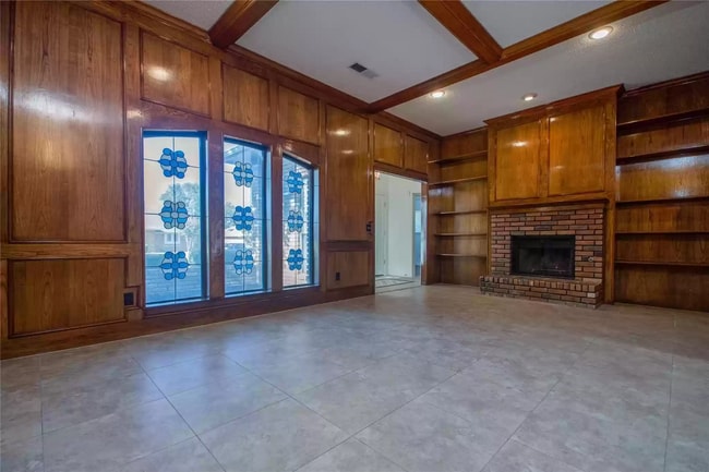 Photo - 4633 Centenary Dr