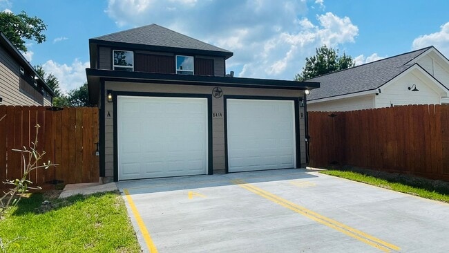 Photo - 8414 Sandra St