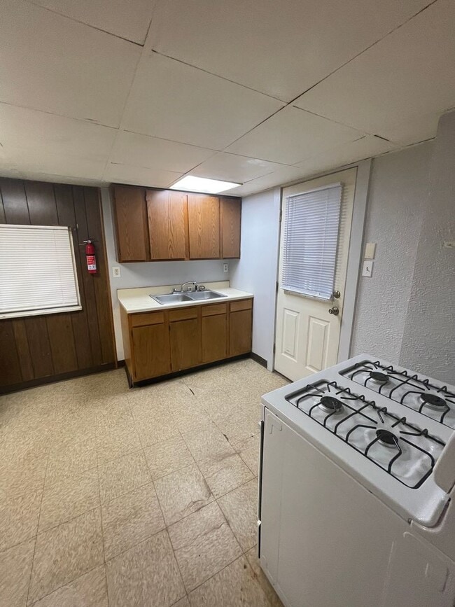 Photo - 1600 McClure St Unit First Floor