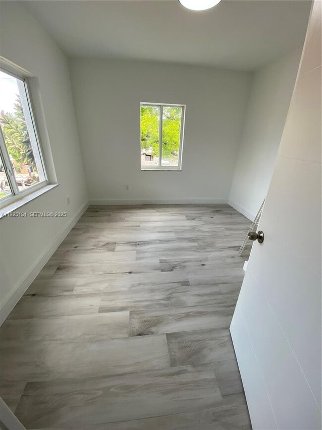 Photo - 837 SW 8th Ave Unit 837