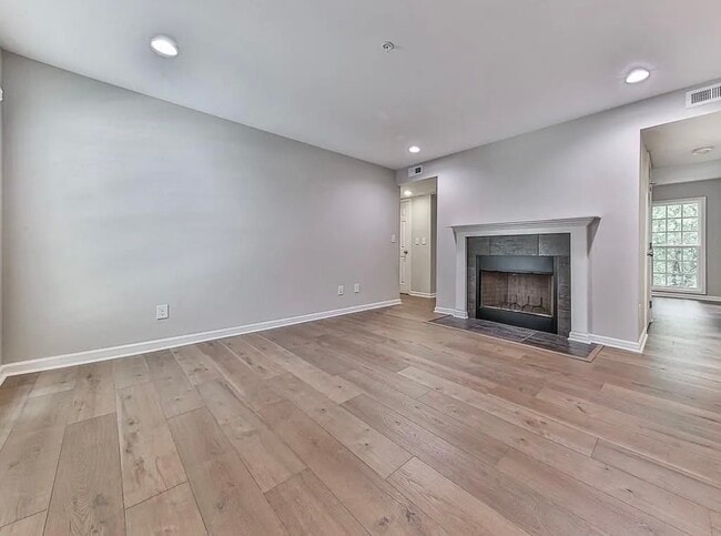 Photo - 1166 Booth Rd SW