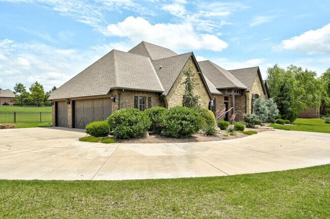 Photo - 22090 White Pine Cir