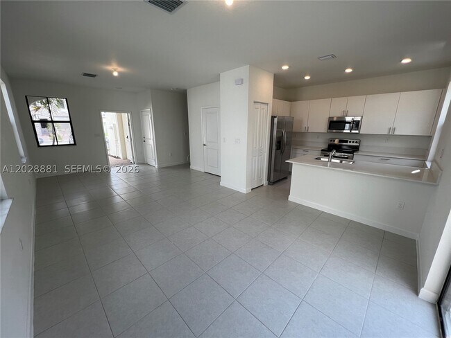 Photo - 23464 SW 129th Ave