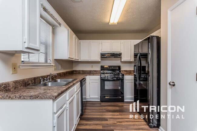 Photo - 3670 Riverchase Terrace