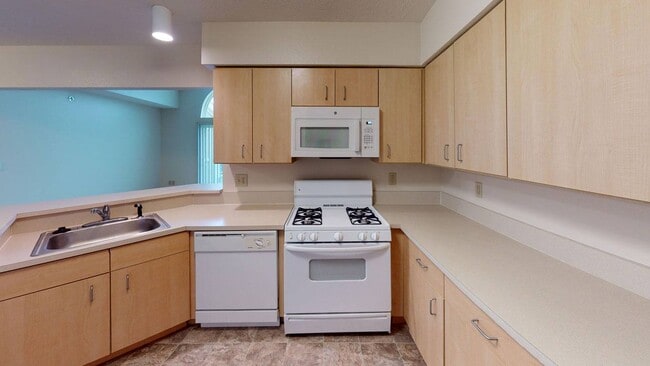 Hunters Pond Apartment Homes