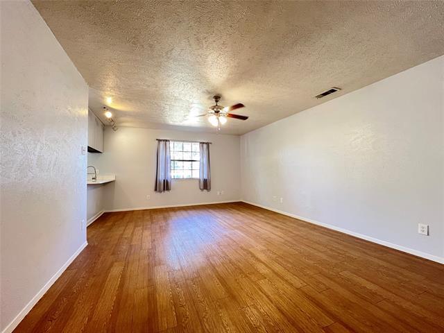 Photo - 623 Bentwood Dr