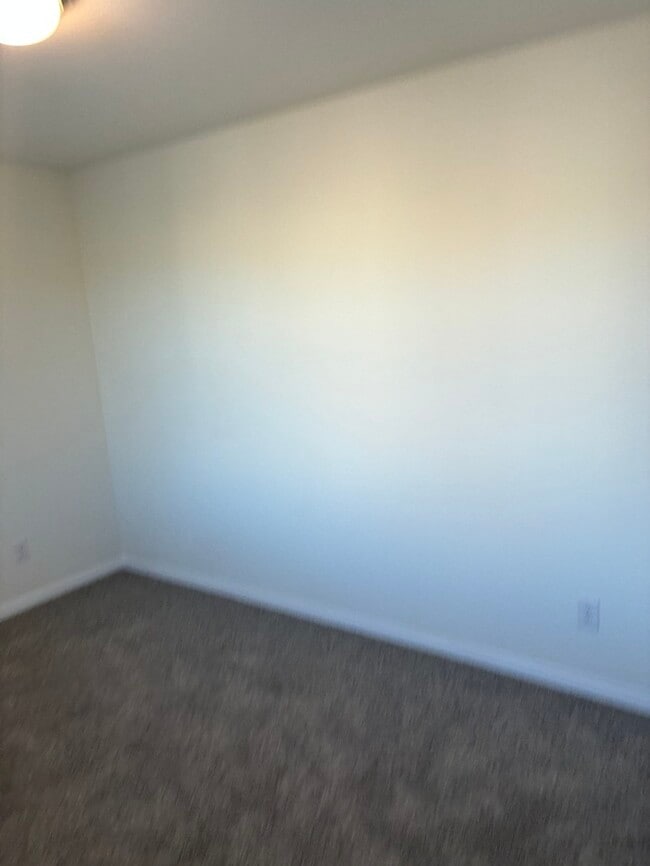 Beautiful 4 Bedroom Home in Southwest Vegas!