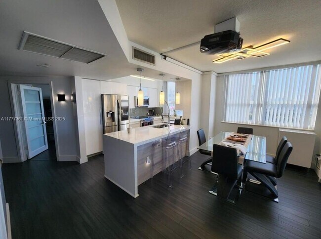 Photo - 19501 W Country Club Dr Unit 1508