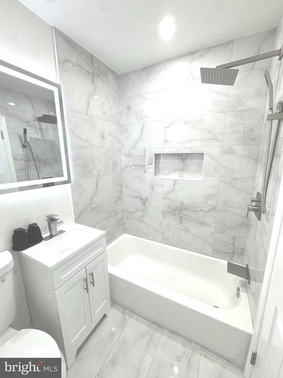 Photo - 133 E Walnut Park Dr