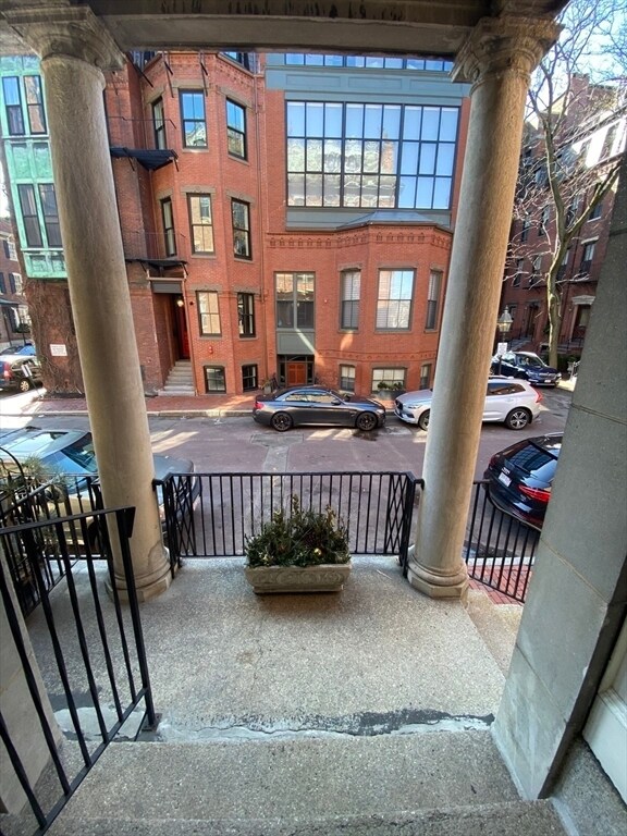 Photo - 2 Otis Pl Unit #4