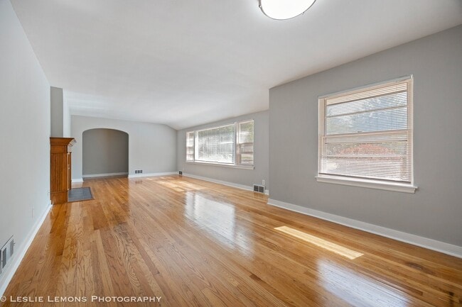 Photo - 329 E 8th Ave