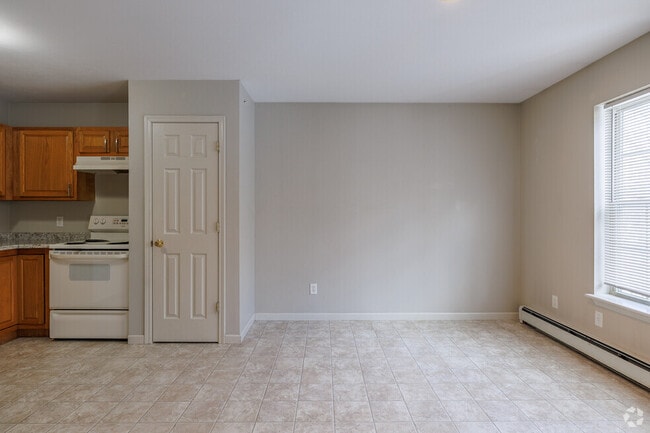 Photo - Thompson Park Apartments