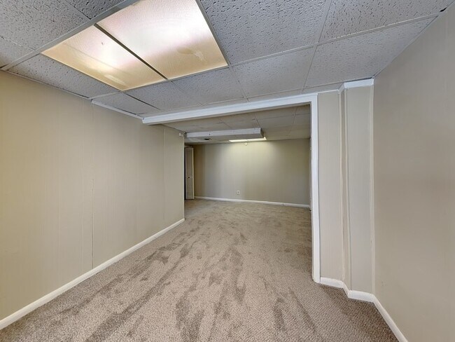 Photo - 8238 Redwood Dr