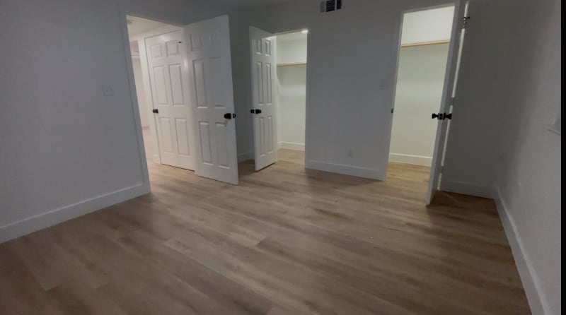 Photo - 125 13th St SE Unit 202