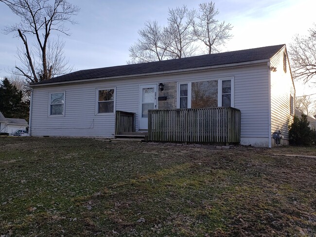 Building Photo - Nice 4 Bed 1.5 Bath Home in KCMO-Available...