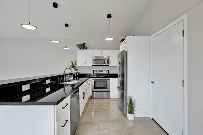 Photo - 62 NE 26th St