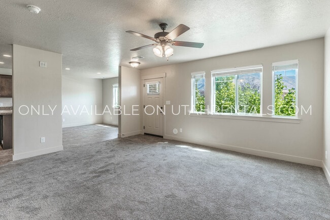 Photo - 161 N 1275 W