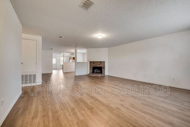 Photo - 2633 Salt Maker Way