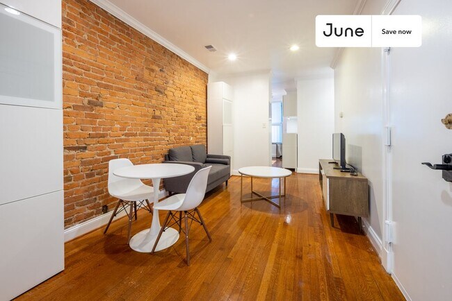 Photo - 1835 Mintwood Pl NW