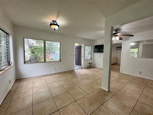 Photo - 514 SW 3rd Ave