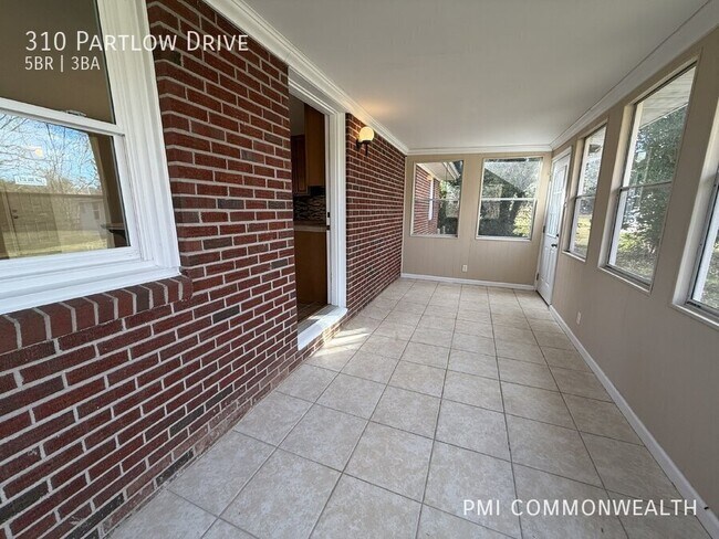 Photo - 310 Partlow Dr