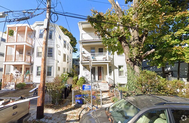 Building Photo - 8 Dudley St Unit 1 Rental