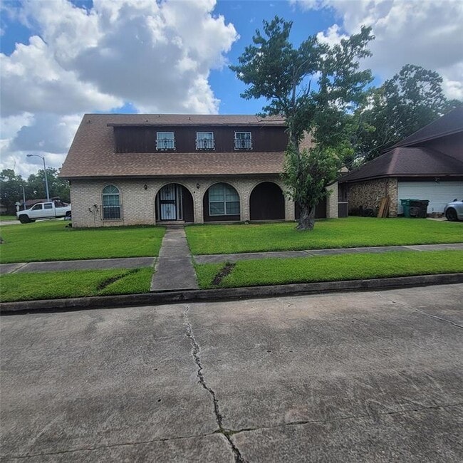 Photo - 10601 Sagewind Dr House