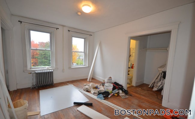 Building Photo - 231 Park Dr Rental
