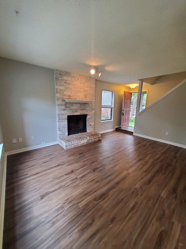 Photo - Lin Properties (7806 Topawa Cv) Unit A