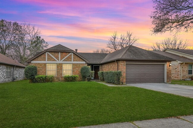 9111 Walnut Glen Dr