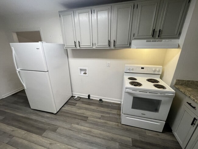 Photo - 2 Bedroom 1 Bathroom Duplex Downtown Raleigh!
