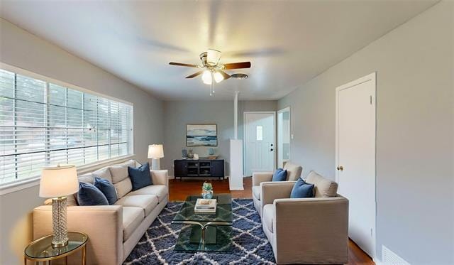 Photo - 5817 Sandra Dr