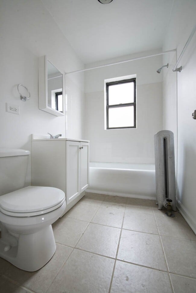 Photo - 7914 S Hermitage Ave Chicago, IL 60620