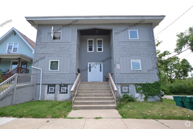 Building Photo - 107 Arizona Ave Unit 2S Rental