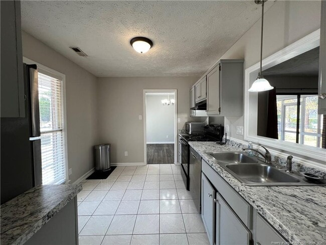 Photo - 7126 Kearny Ave