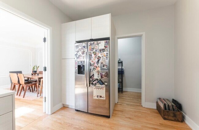 Photo - 2253 N Spaulding Ave