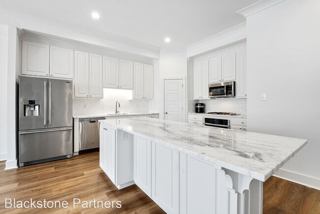 Photo - 9105 Southlawn Dr