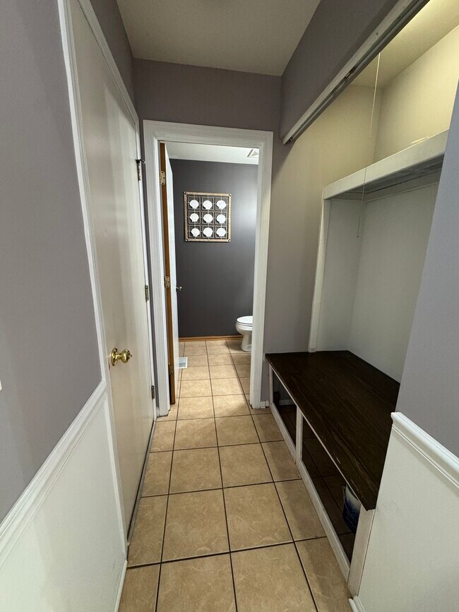 Photo - 1716 William Dr