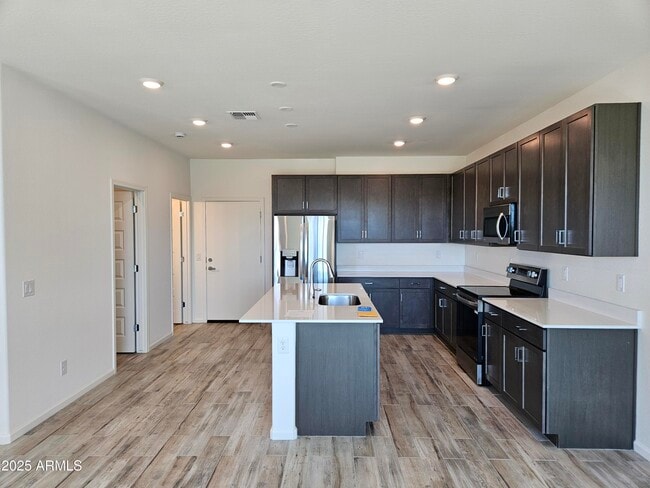 Photo - 651 N Ironwood Dr