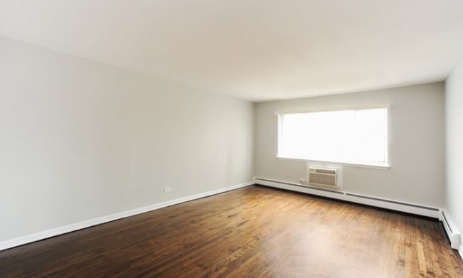 951-951 Waukegan Rd Unit 1 Bedroom
