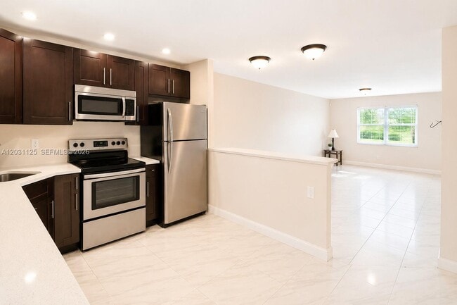Building Photo - 2686 NW 60th Way Unit 169