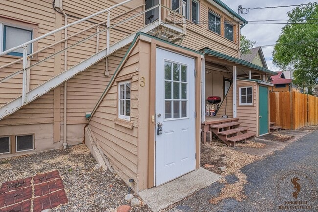 Photo - 1060 Grand Ave