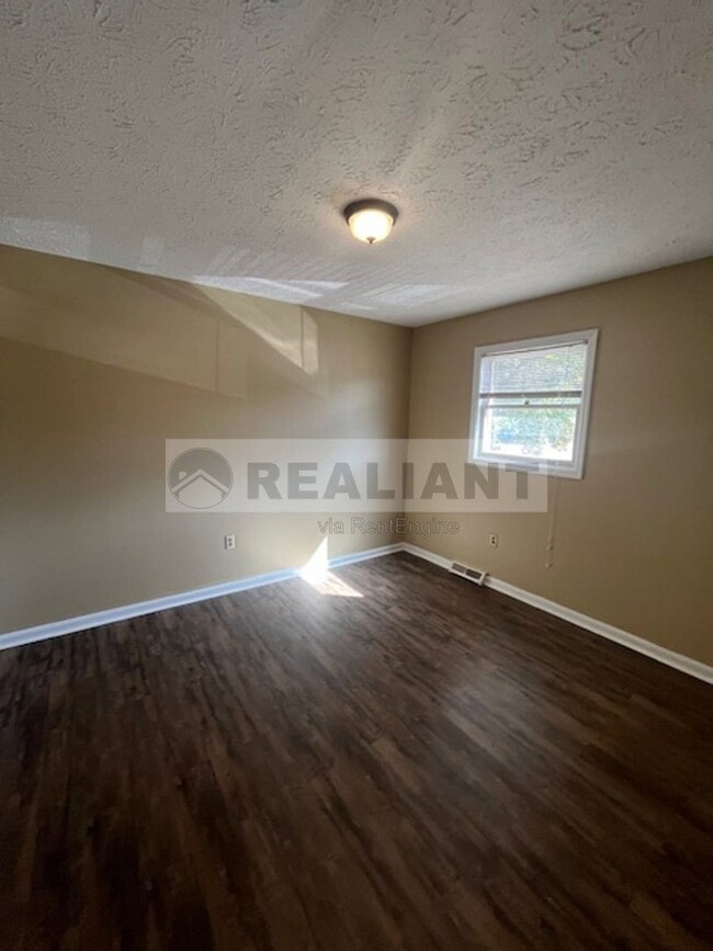 Photo - 1646 Foxhaven Dr Unit 1