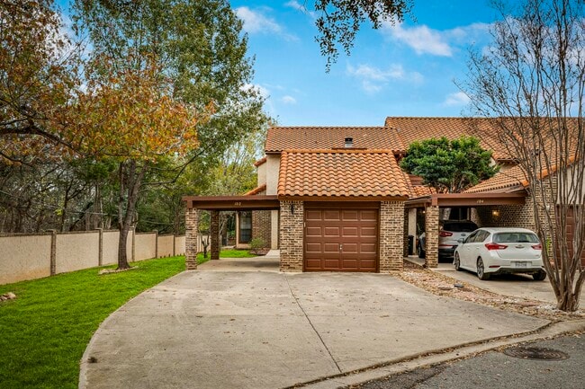 Building Photo - 102 Caleta Beach